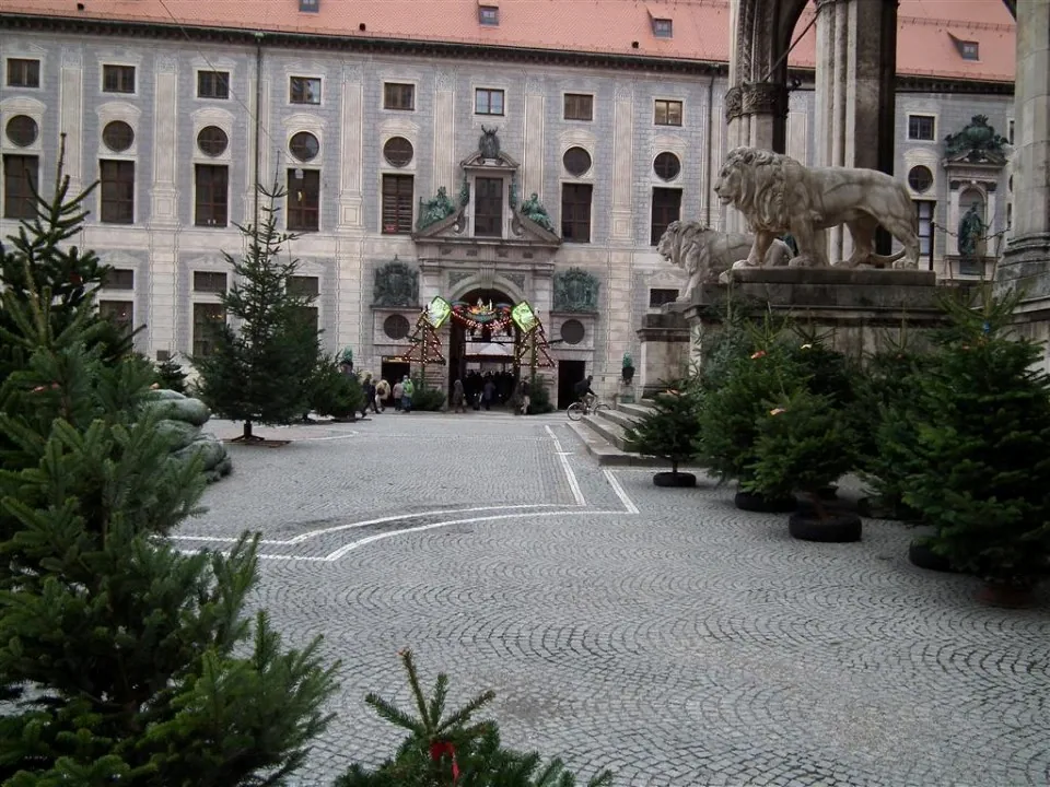 Day 4 in munich 18 dec 2012 (7)